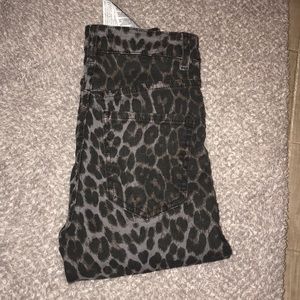 Zara Grey Leopard High Rise Skinny Jeans